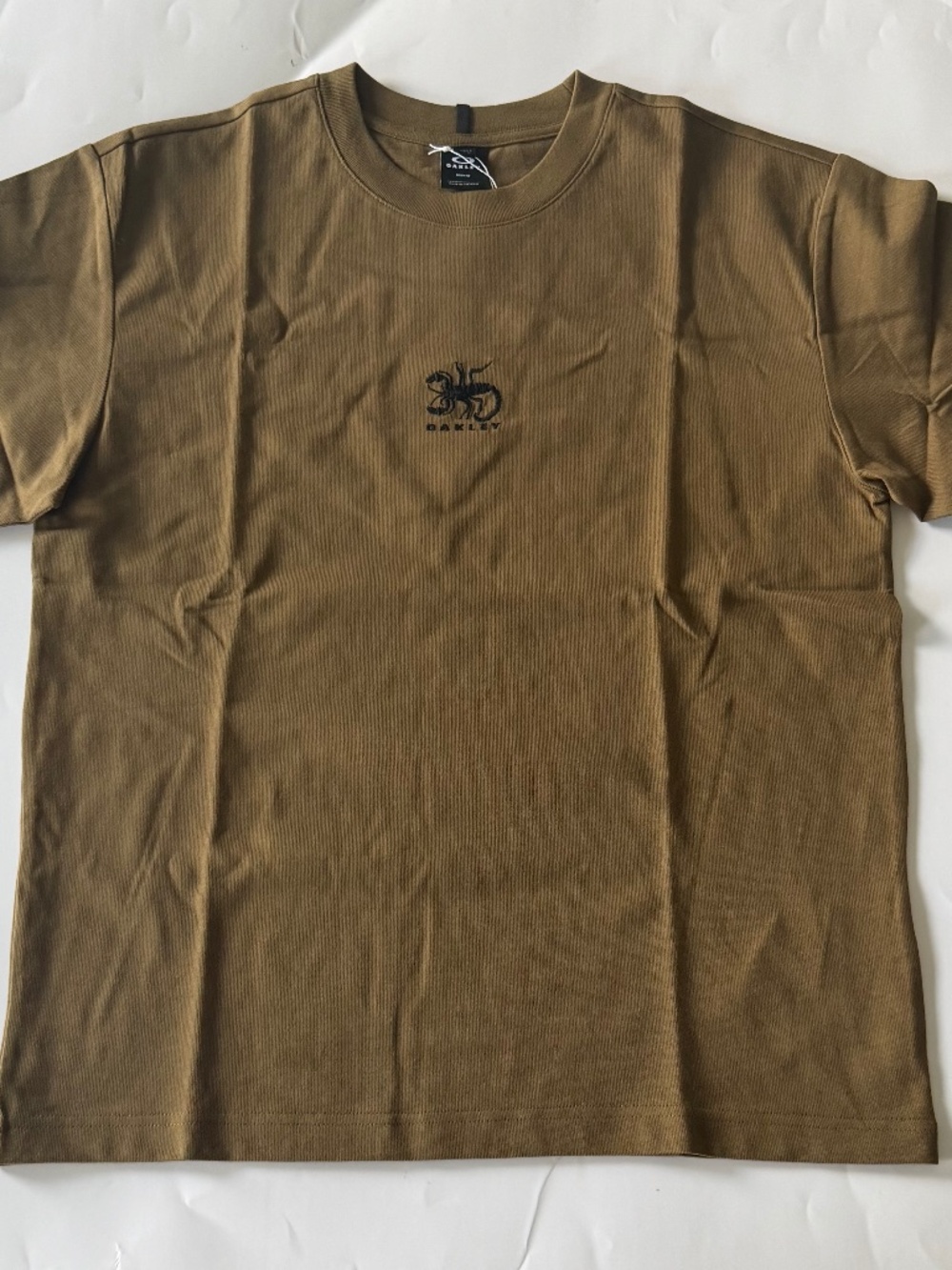 Oakley Men's Army Green FutureScape Scorpio Boxy Fit Tee Size S NWT 100% Cotton